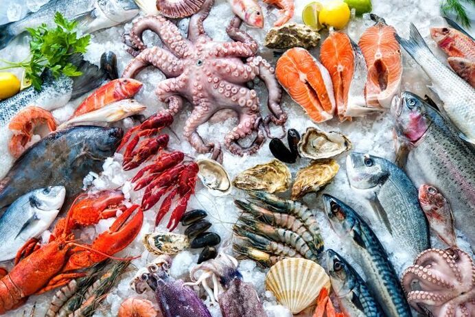 Various seafood in a man's diet for testosterone production